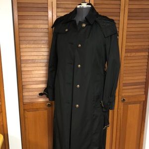 London Fog Trench Coat | Size M | Never worn |